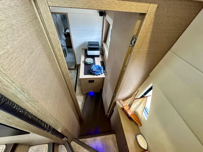 Anemone Yacht Photos Pics 