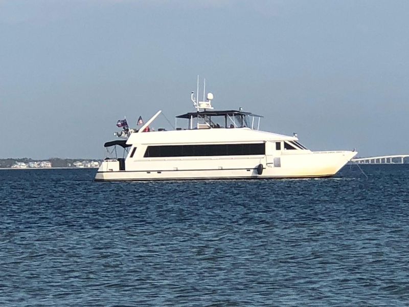 1997 Stardust Cruisers Motor Yacht Coastal Cruiser