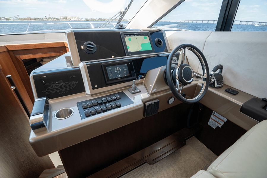 2018 Galeon 420 Fly