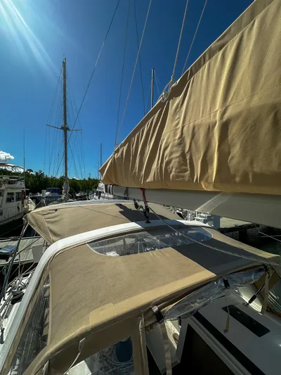 Sadalbari Yacht Photos Pics Beneteau Oceanis 41.1 sailboat, 2018 model, docked under clear blue sky.