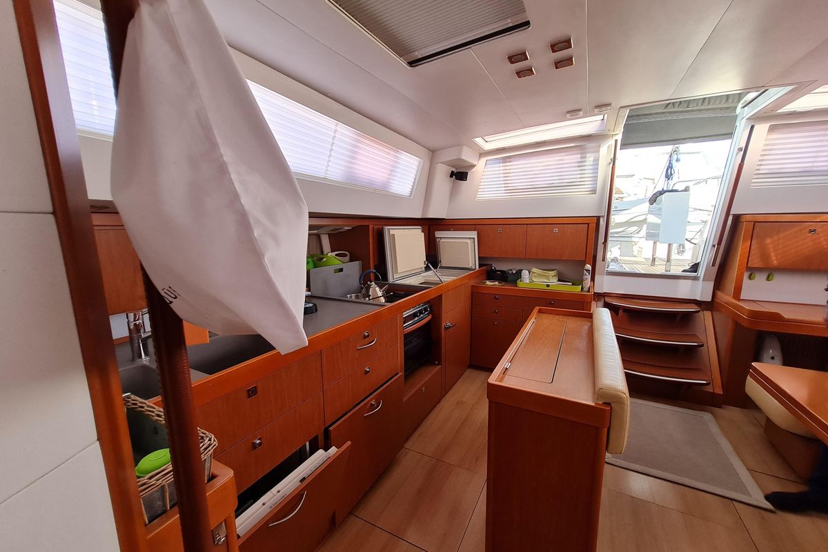 2013 Beneteau 49 