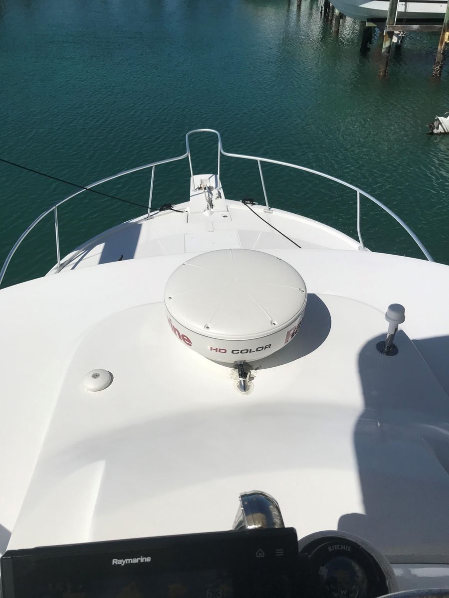 2002 Luhrs 34 
