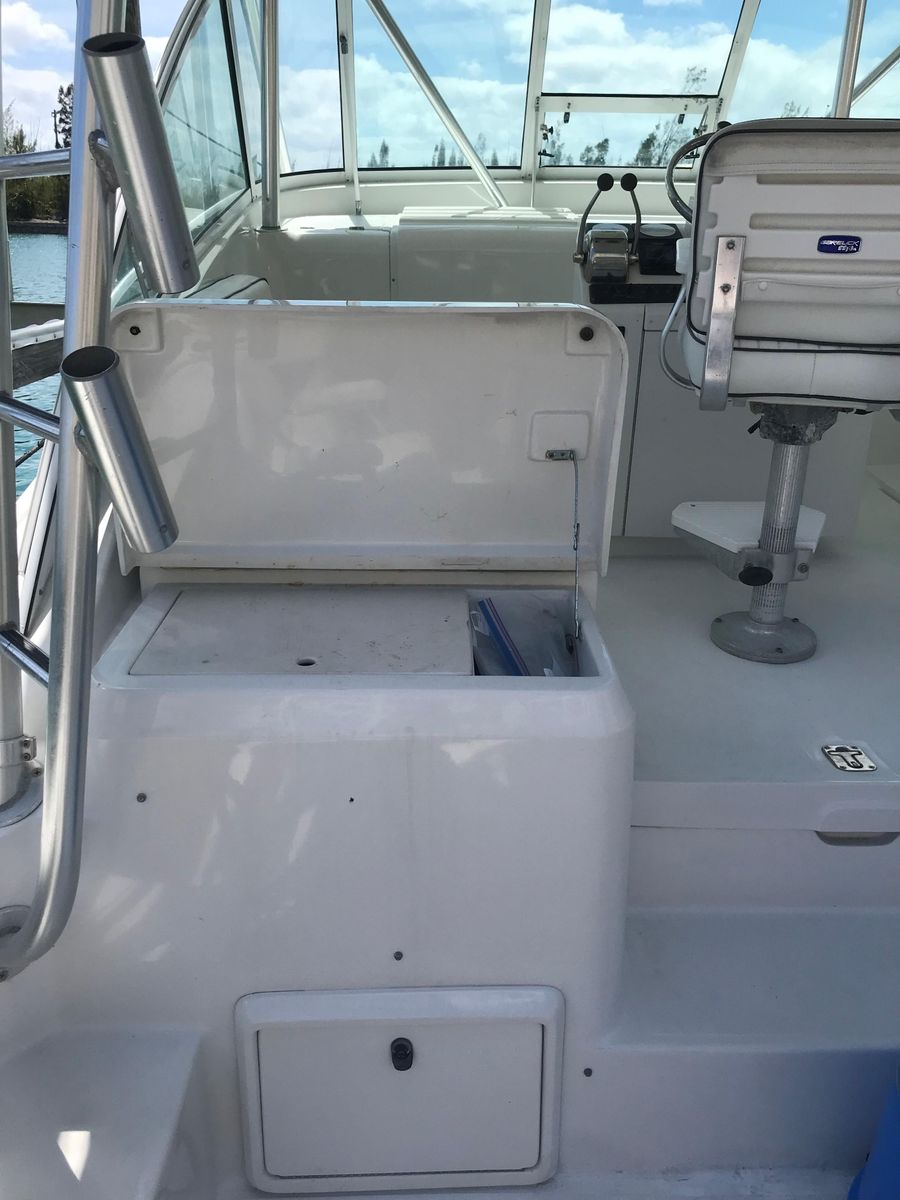 2002 Luhrs 34 