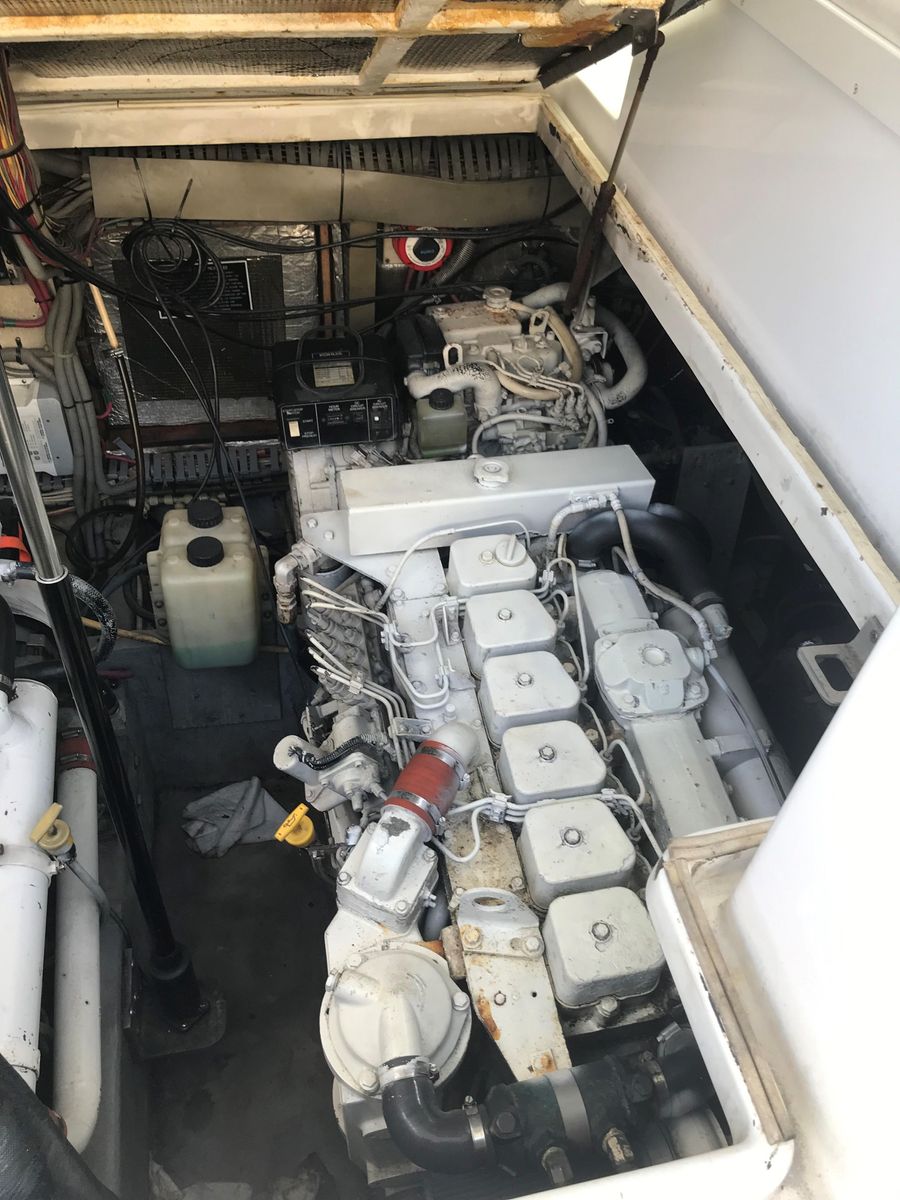 2002 Luhrs 34 