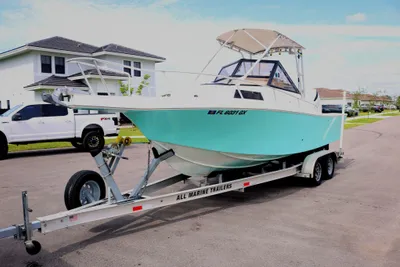Mako 230 Walk Around