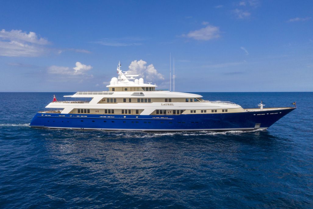 laurel mega yacht price