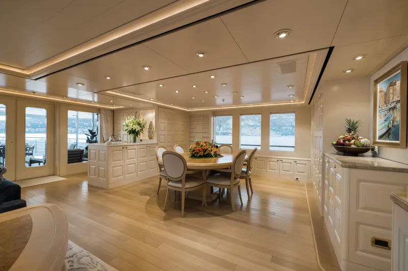 Laurel Yacht Photos Pics 