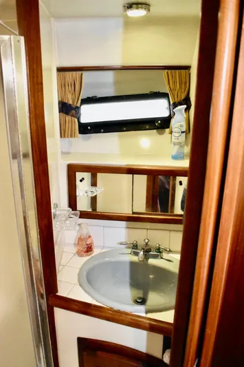 Lady J Yacht Photos Pics 