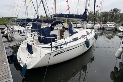 2007 Bavaria 30 Cruiser