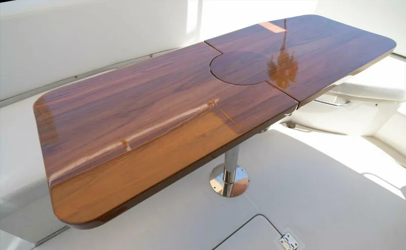 Aquasition Yacht Photos Pics 2018 Carver C52 Coupe - Image 10