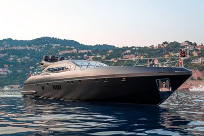 Mangusta 108