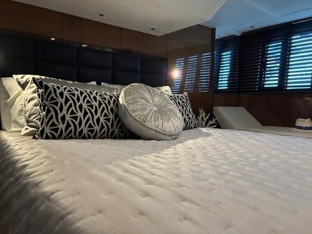 Mv Dream Yacht Photos Pics 