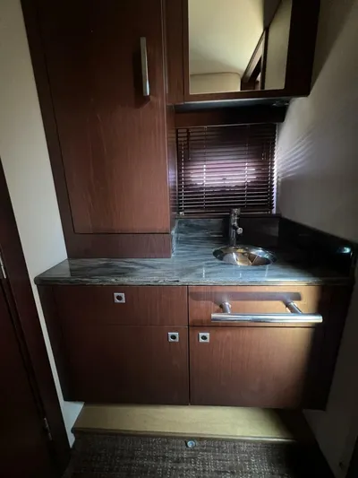 Group Therapy Yacht Photos Pics 2013 Sea Ray 470 Sundancer - Image 46