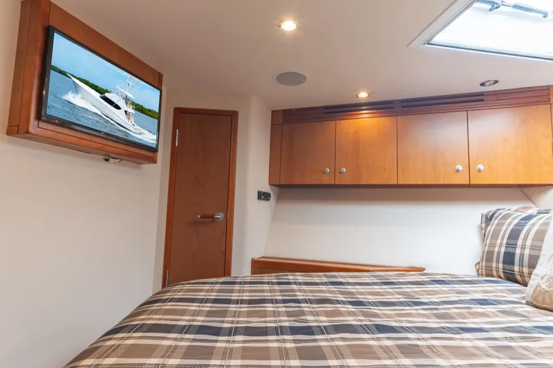 Steel Grove Yacht Photos Pics 