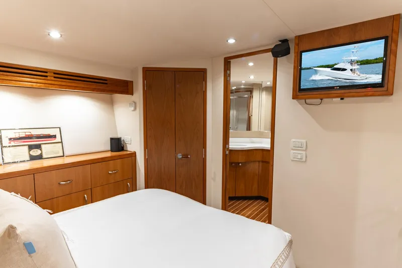 Steel Grove Yacht Photos Pics 