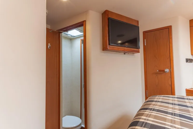 Steel Grove Yacht Photos Pics 