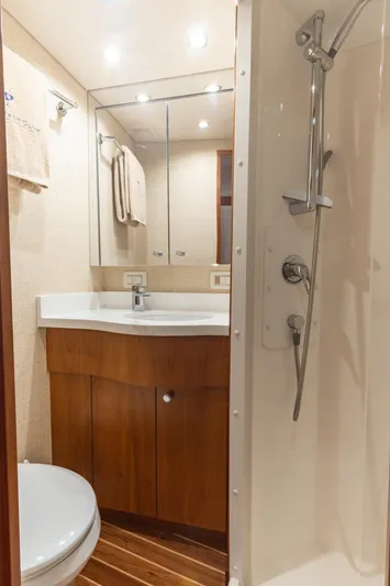 Steel Grove Yacht Photos Pics 