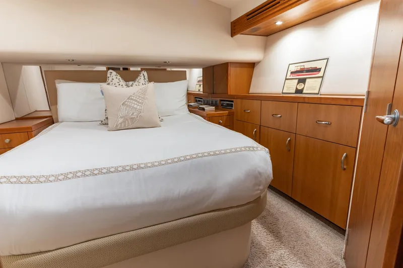 Steel Grove Yacht Photos Pics 