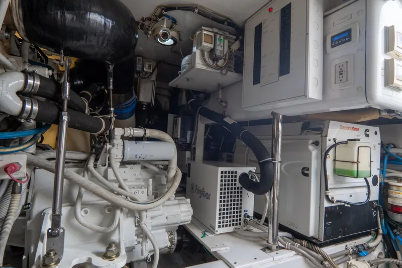 Steel Grove Yacht Photos Pics 