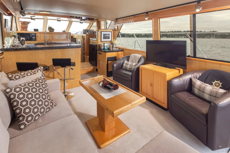  Yacht Photos Pics Luxurious interior of 1989 Ocean Alexander 50 Sedan yacht with modern furnishings.