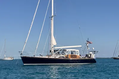 Hylas 54