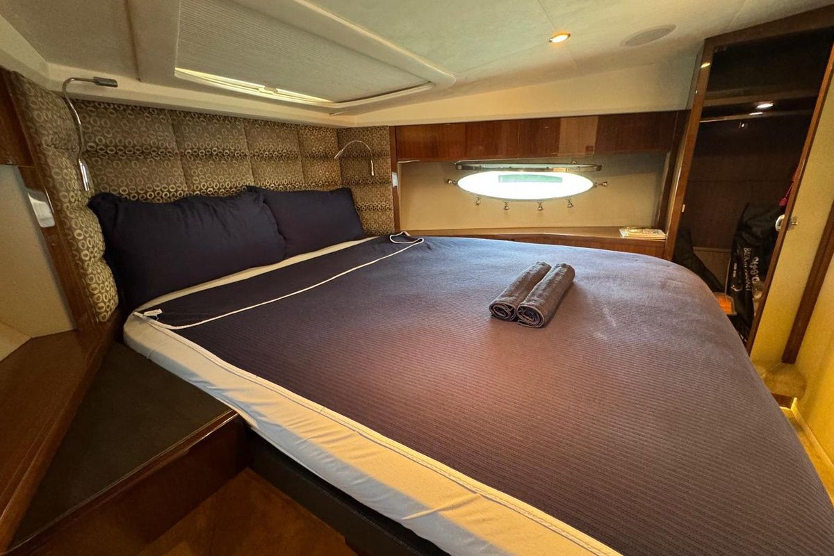 2012 Princess 61 