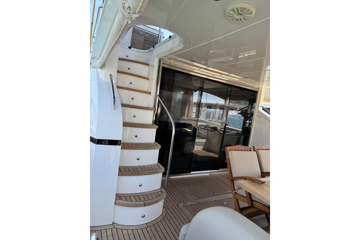 2012 Princess 61 