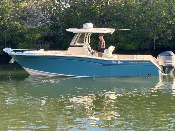 Rita Sea Yacht Photos Pics 