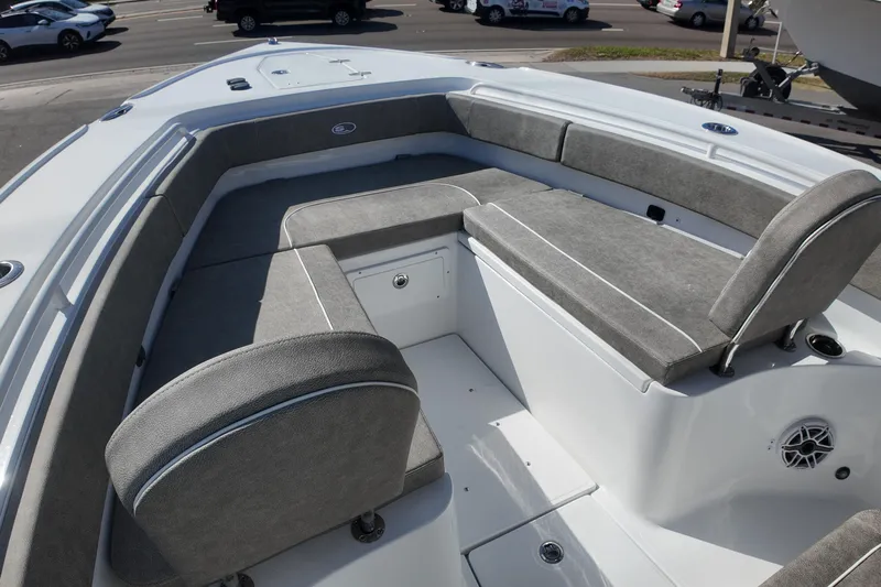  Yacht Photos Pics 2025 Sea Hunt Ultra 275 SE boat interior with gray cushioned seating.