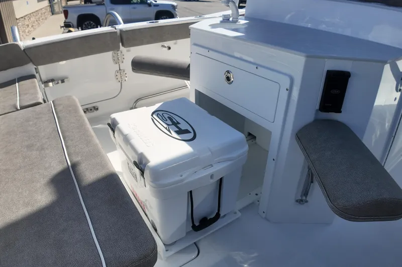  Yacht Photos Pics 2025 Sea Hunt Ultra 275 SE boat interior with seating and storage.