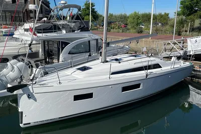 2023 Beneteau Oceanis 34.1