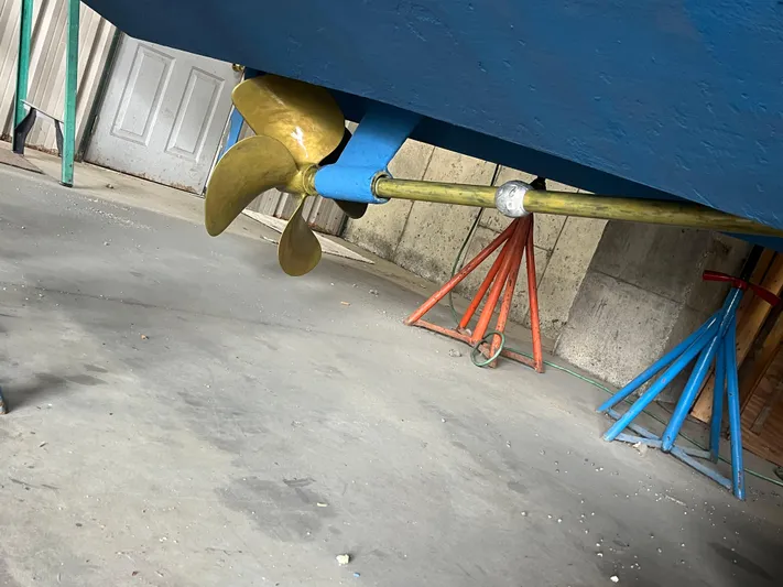  Yacht Photos Pics 2014 Back Cove 34 Hard Top/Hard Back boat propeller and shaft in dry dock.