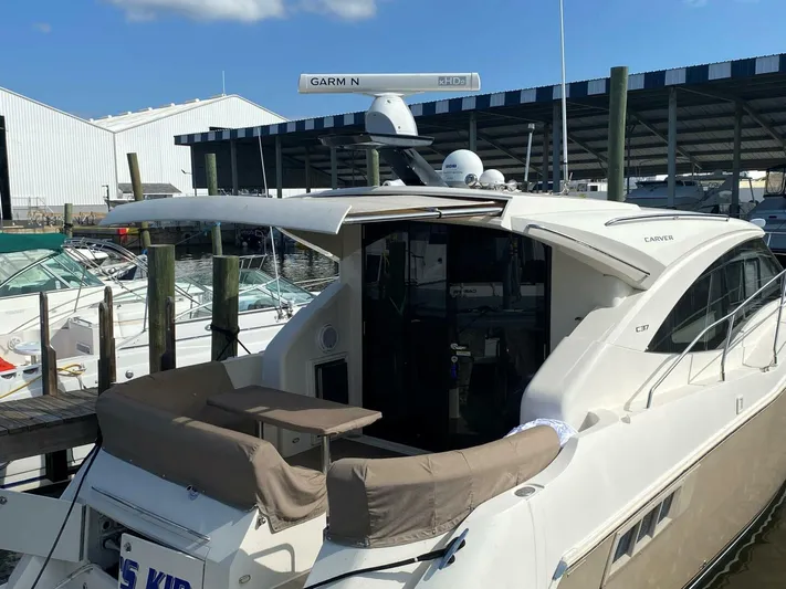 Mabe's Kid Yacht Photos Pics 2017 Carver C37 Coupe Diesel - Image 69