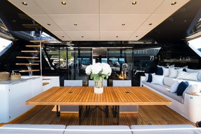 Yacht