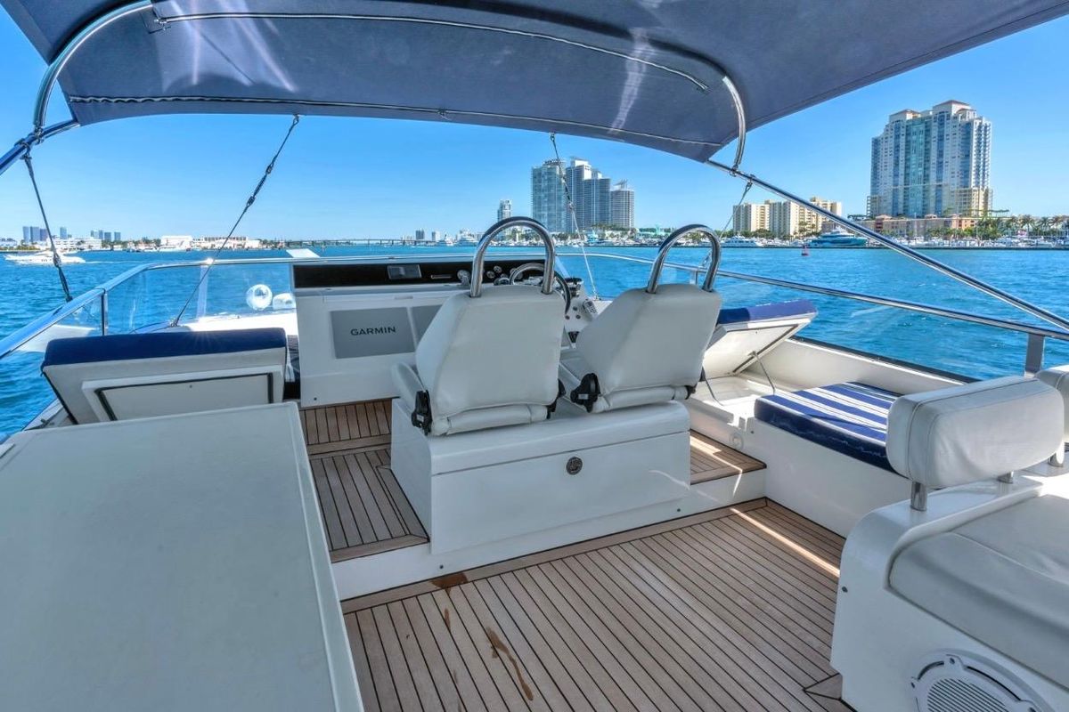 2013 Fairline 66