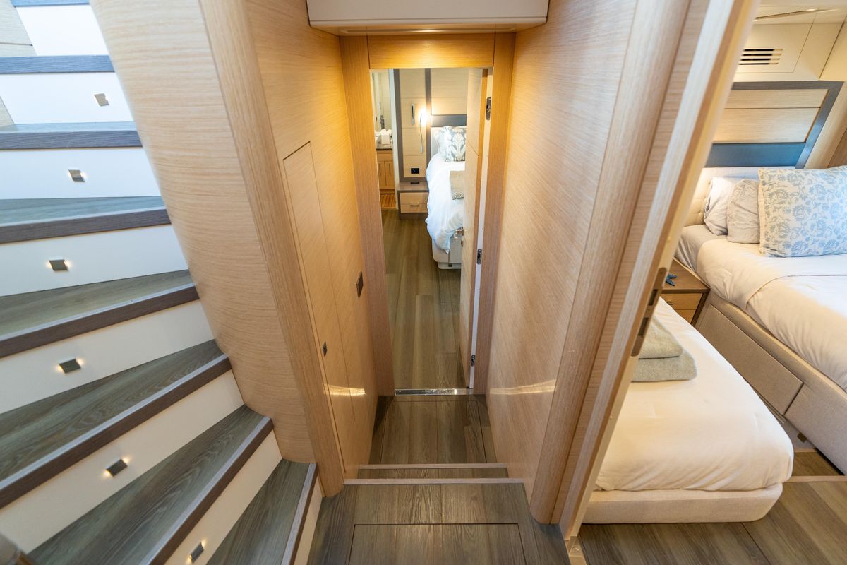 2019 Sirena 64 