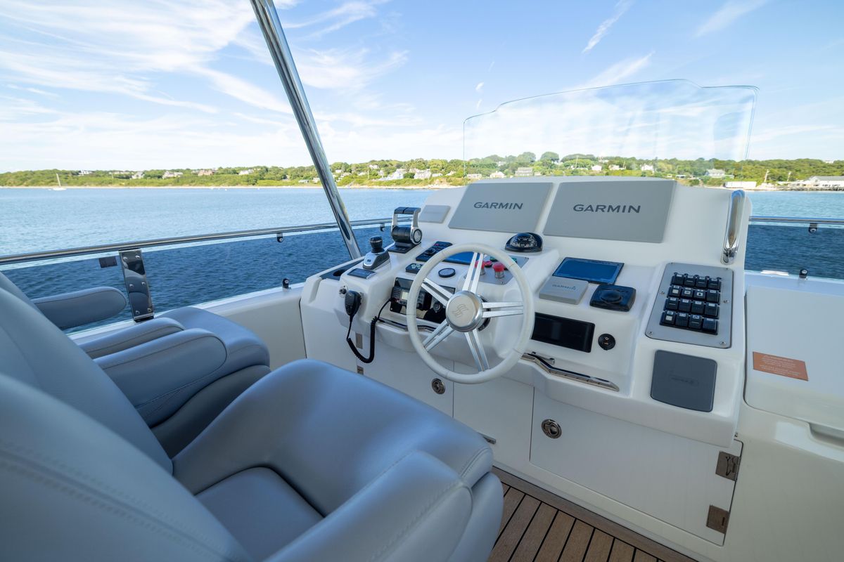 2019 Sirena 64 