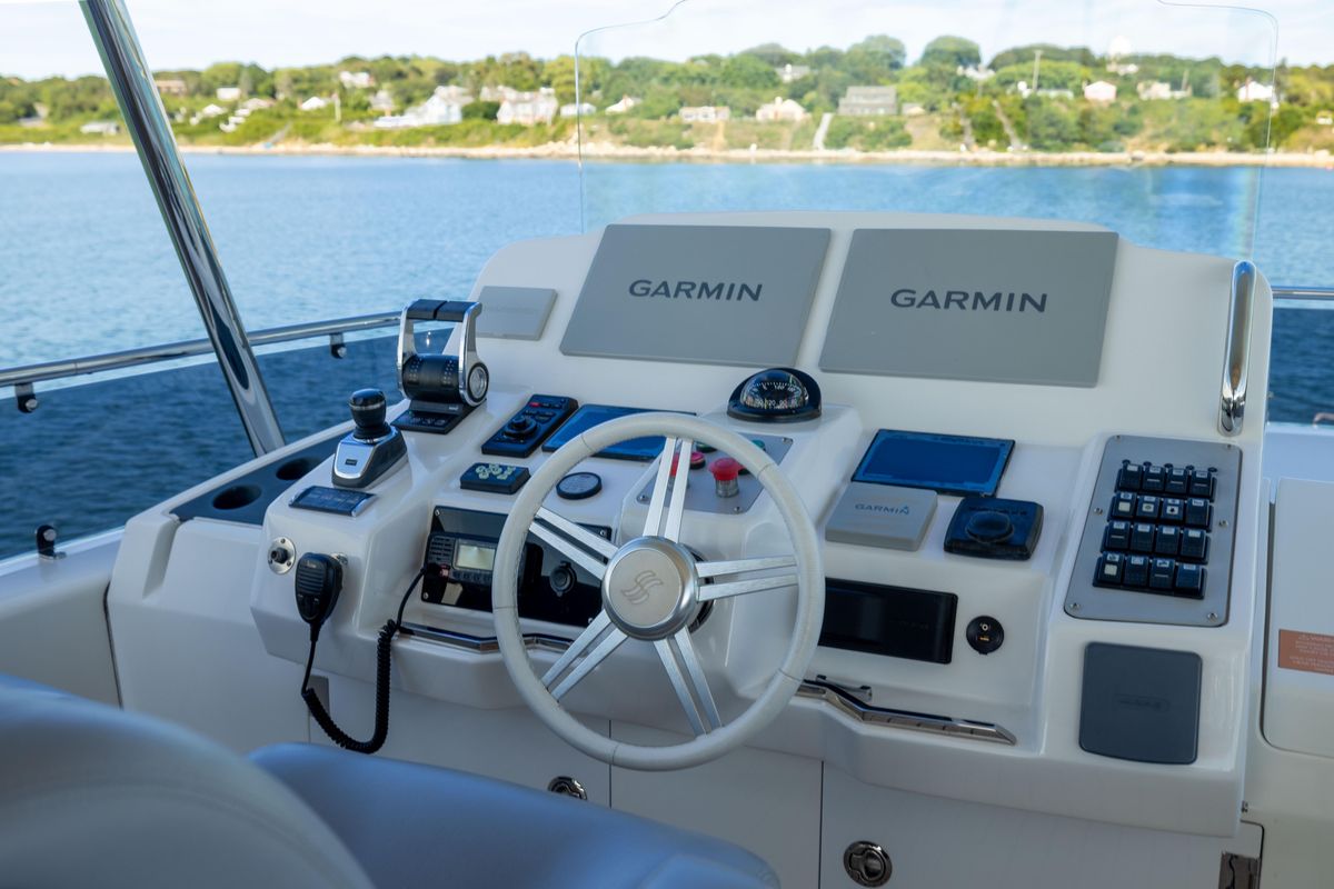 2019 Sirena 64 