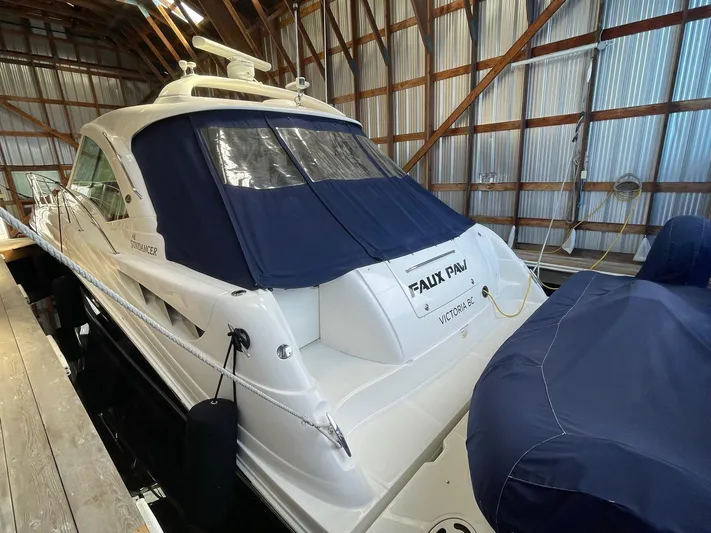 Faux Paw Yacht Photos Pics 