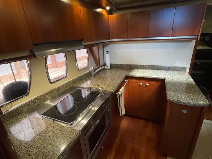 Faux Paw Yacht Photos Pics 