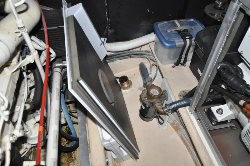 Red Jacket Yacht Photos Pics 