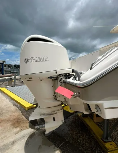  Yacht Photos Pics 2017 Pursuit S 280 Sport - Image 35