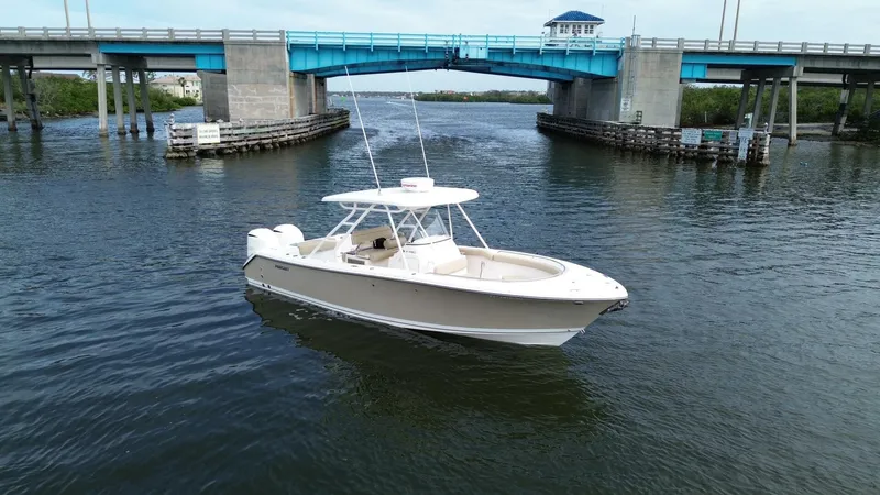  Yacht Photos Pics 2017 Pursuit S 280 Sport - Image 4