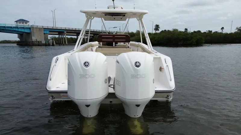  Yacht Photos Pics 2017 Pursuit S 280 Sport - Image 6