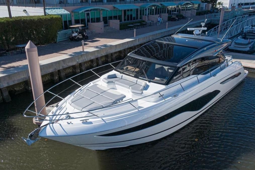 2019 Princess 62 