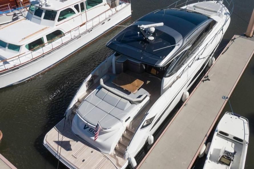 2019 Princess 62 