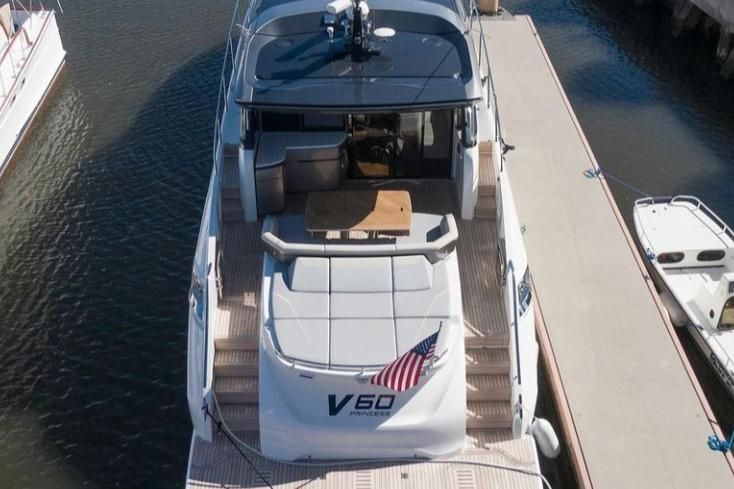 2019 Princess 62 