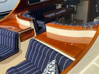 2008 Hinckley Talaria 40