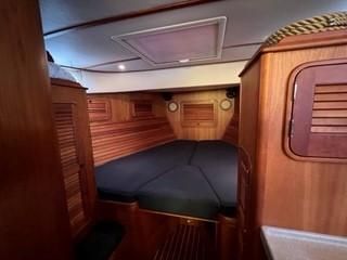 2008 Hinckley Talaria 40