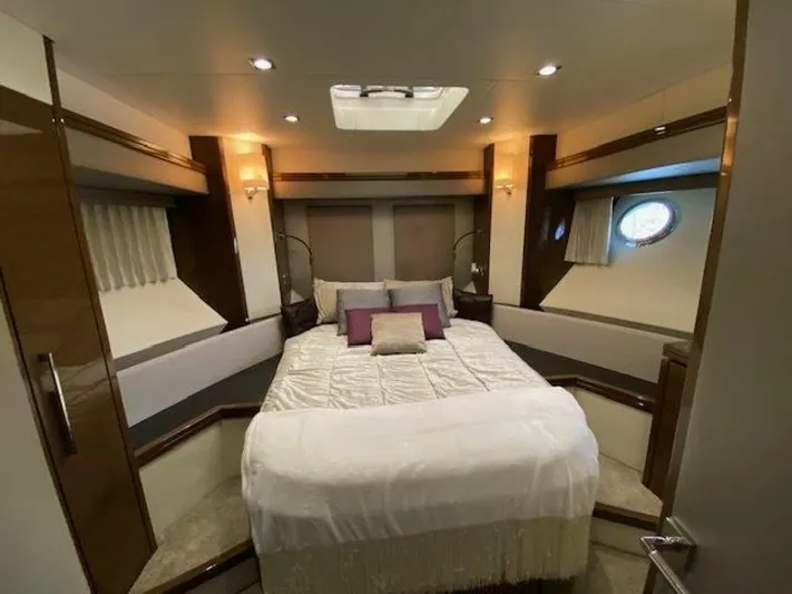 7th Heaven Yacht Photos Pics 2014 Marquis 63 Sport Yacht - Image 38